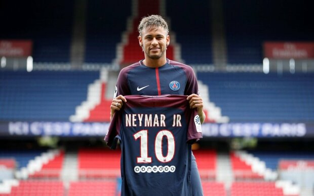 Neymar en su presentación con el PSHG. (Reuters)