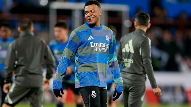 Mbappé podría alcanzar en una marca a CR7. (Foto: EFE)