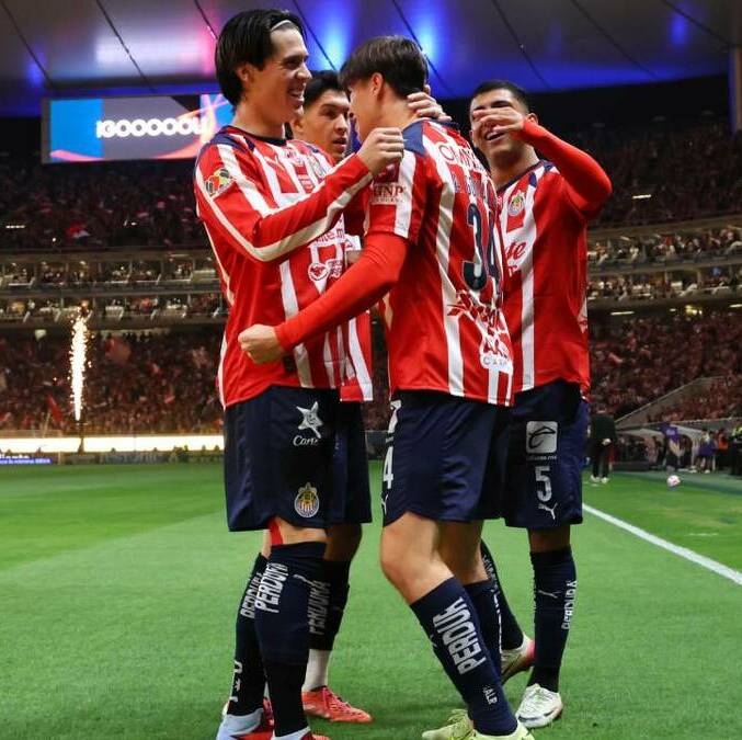 Guadalajara se quedaría sin uno de sus delanteros (Imago7)