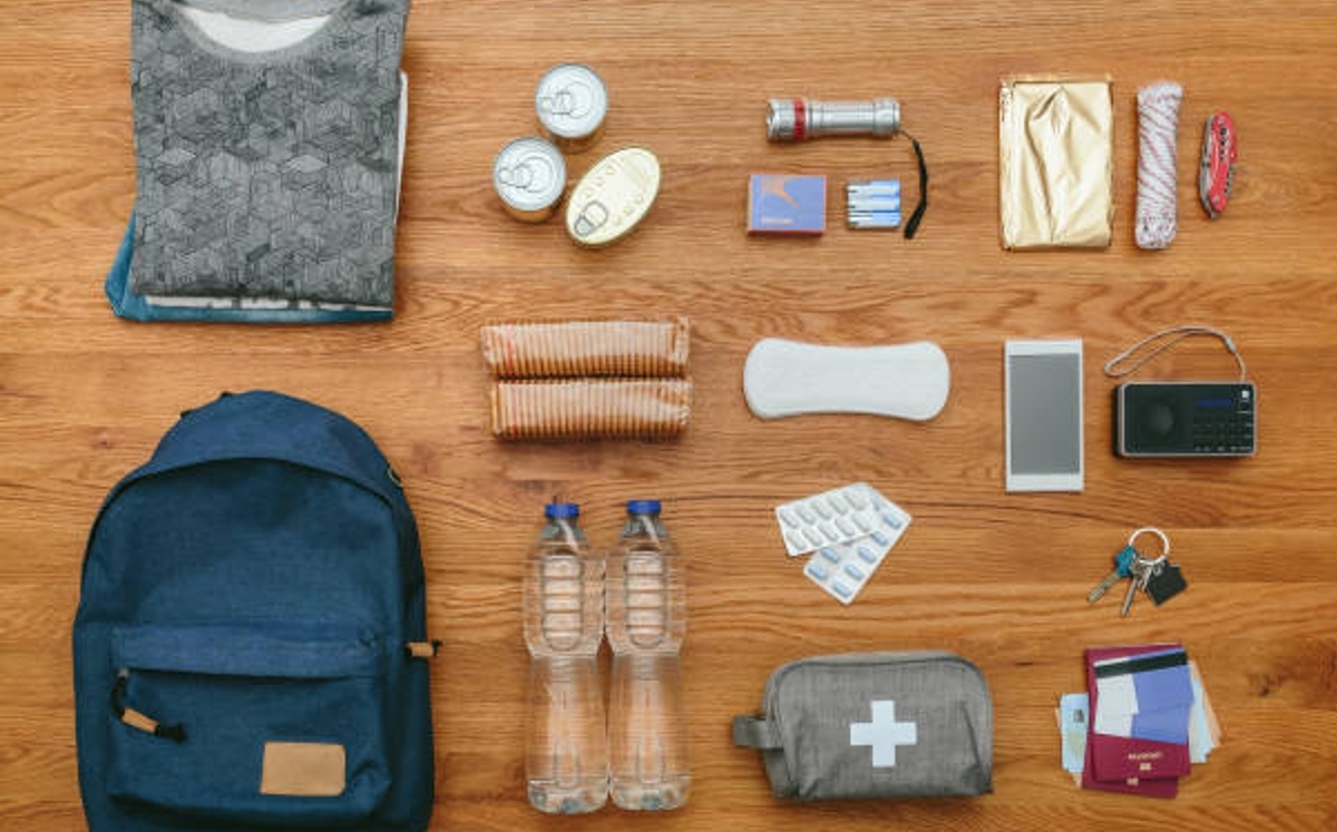 Mochila de emergencia / Pixabay