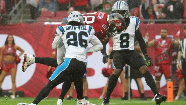 Carolina está al borde de la eliminación (Reuters)