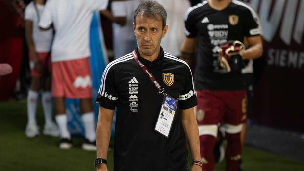 Fernando Batista deja de ser técnico de Venezuela / EFE