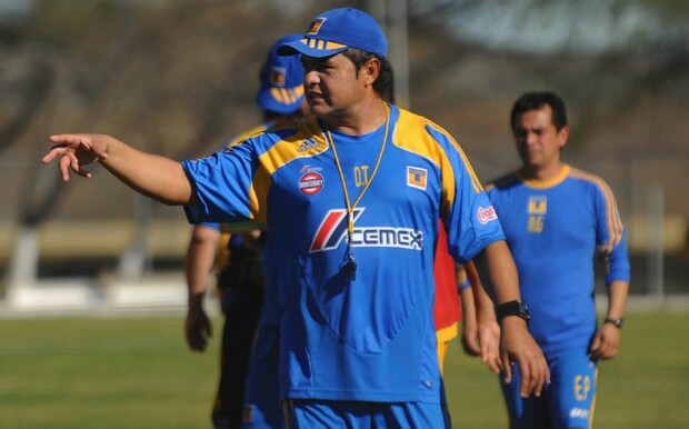 Daniel Guzmán evitró el descenso de Tigres hace 10 años. Foto: Mexsport