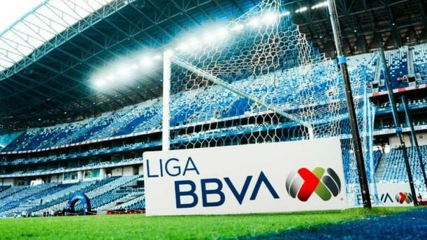 Pancarta de la Liga MX en el Estadio BBVA (Imago7)