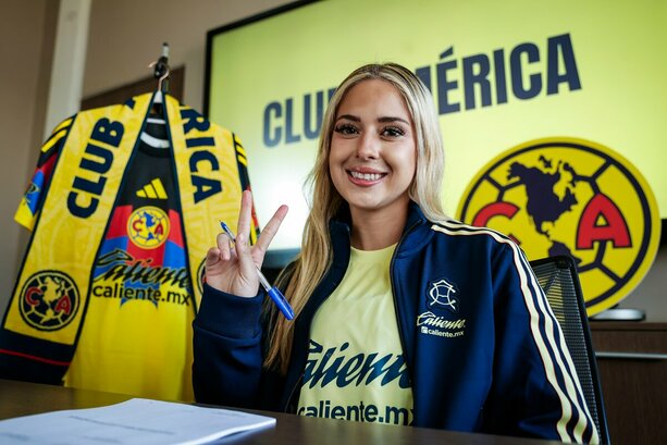 Julie López firmó contrato con el América Femenil (@AmericaFemenil)