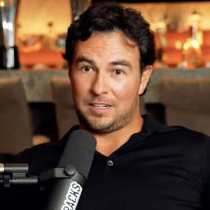 Checo Pérez contó la anécdota que le costó dinero a Marko. (Foto: captura de pantalla)