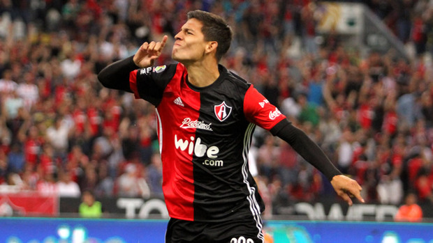 Edyairth Ortega celebra el último gol de Atlas.