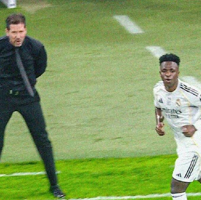 Vinicius y Simeone se engancharon / Captura