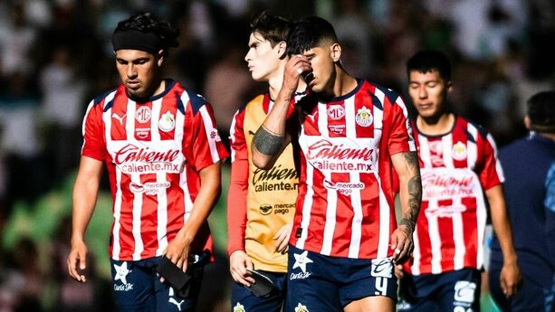 Chivas es afectado por nueva regla y el futuro de Pulido está en el aire. (Foto: Mexsport)
