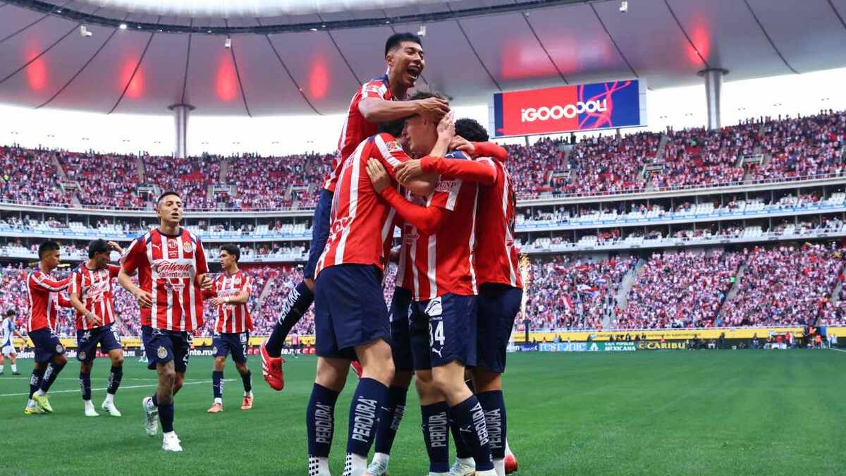 Chivas vs Pachuca: Goals & Highlights