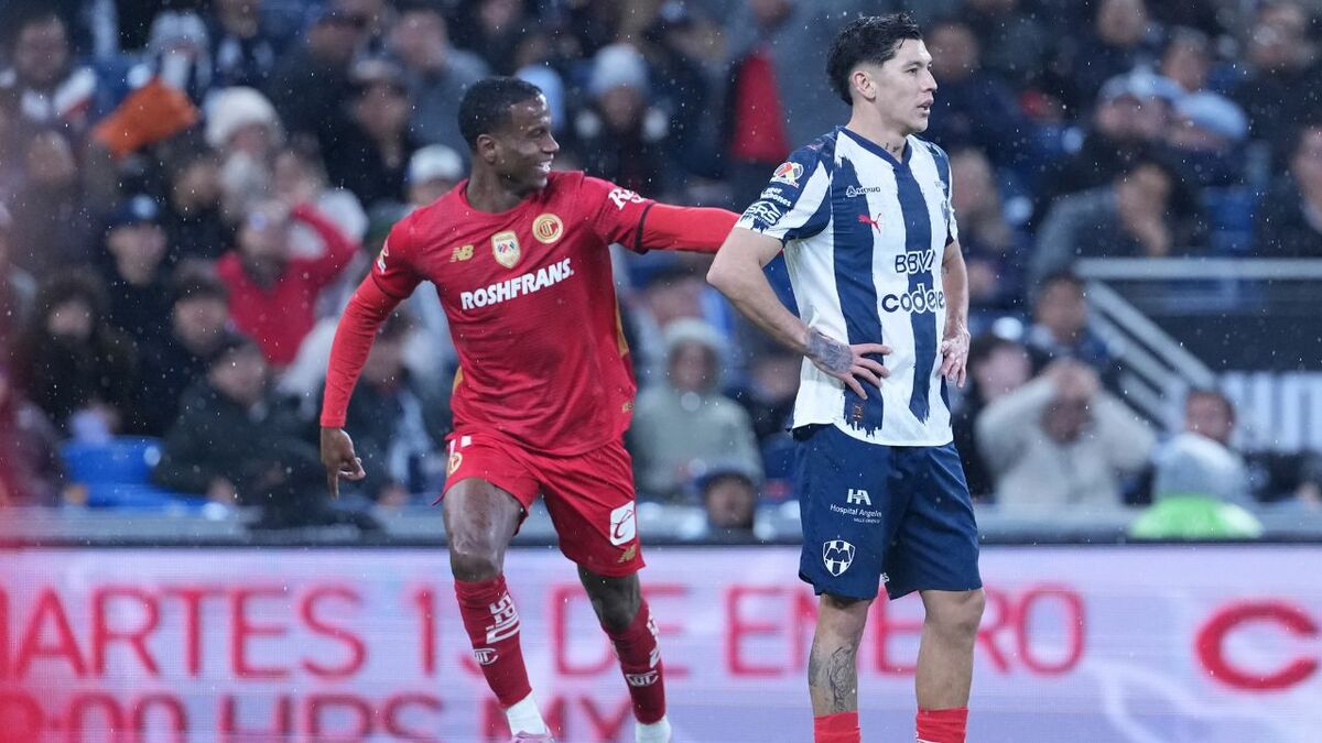 Gerardo Arteaga en el Rayados vs. Toluca (Imago7)
