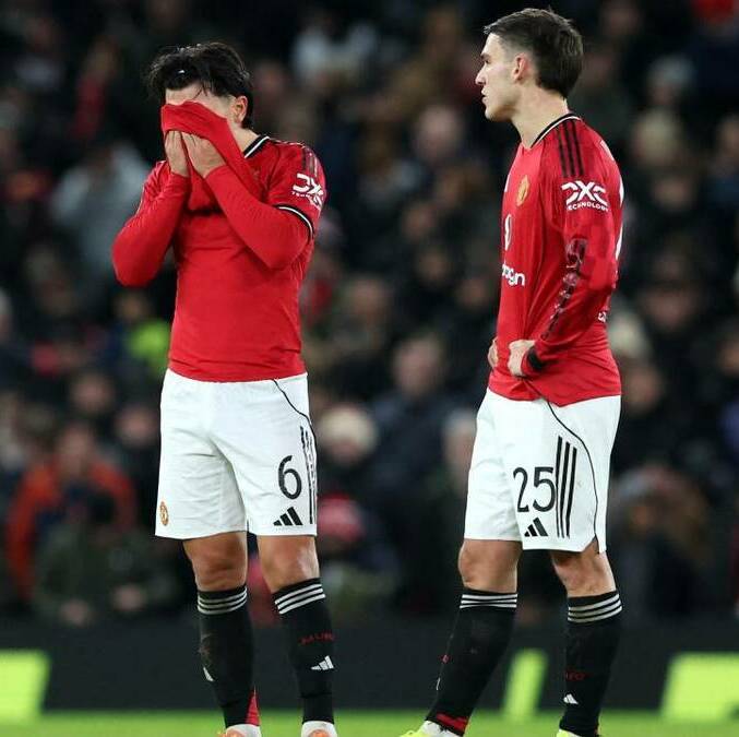 Manchester United sigue sin poder salir de su crisis (Reuters)