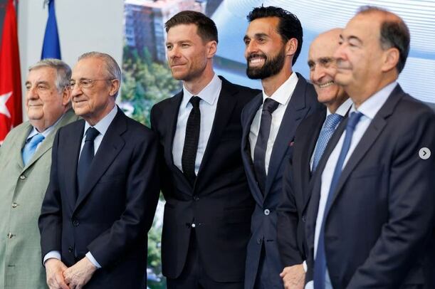 Álvaro Arbeloa junto a Xabi Alonso (Instagram @arbeloa)