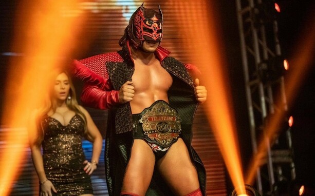 Dragon Lee llega a WWE a picar piedra | @RumbleBunny777