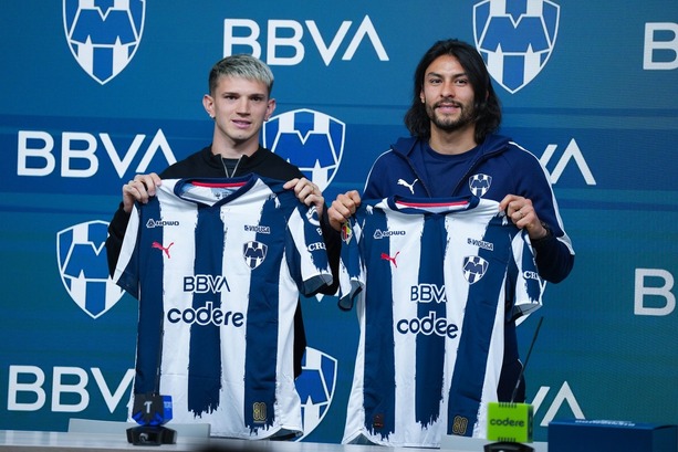 Luca Orellano fue presentado junto con Alonso Aceves (Jorge López)