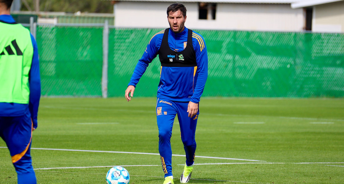 Gignac entrenó este lunes sin problema. (Foto: Tigres)
