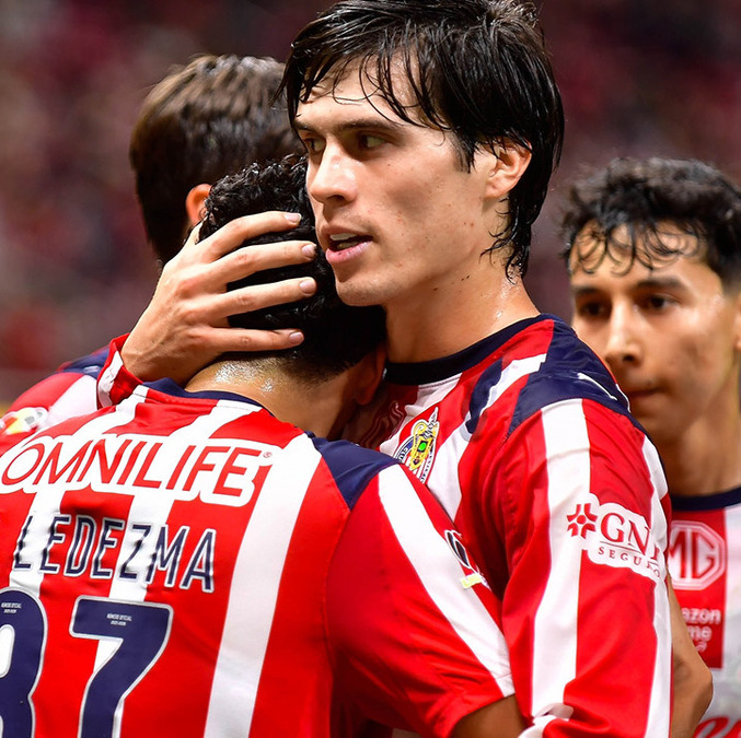 La Hormiga y Ledezma han hecho buen trabajo en Chivas. (Foto: Mexsport)