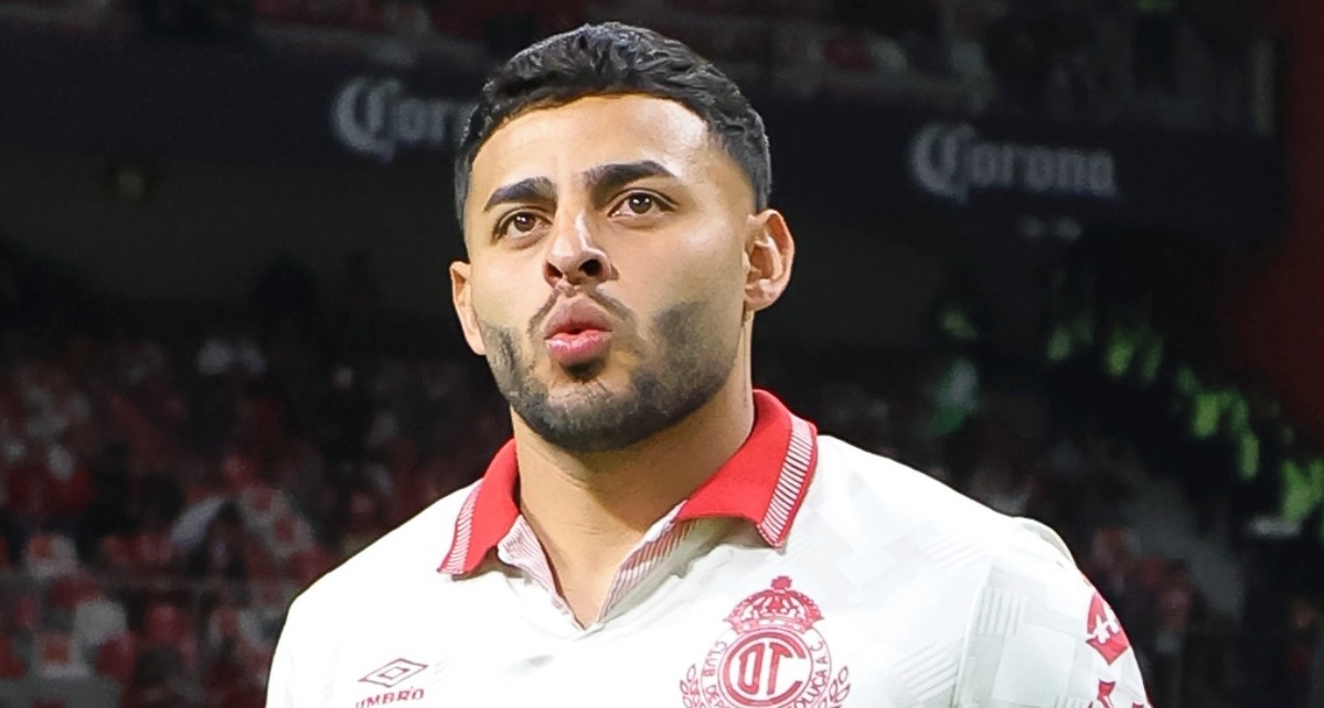 Alexis Vega será baja del Toluca por más semanas (Imago7)