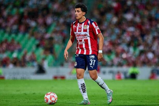 Richard Ledezma, durante un juego con Chivas / Mexsport