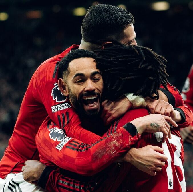 Manchester United derrotó al Manchester City en el derbi (@ManUtd)