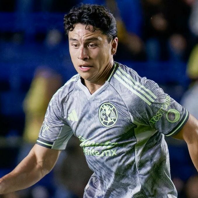 Ramón Juárez en el duelo ante Atlético San Luis (Imago7)