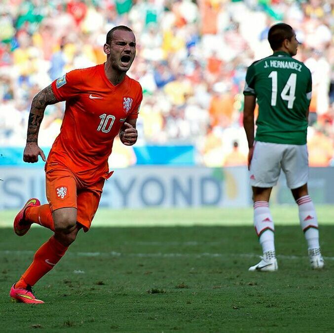 Wesley Sneijder en el juego México vs. Países Bajos en Brasil 2014 (Mexsport)