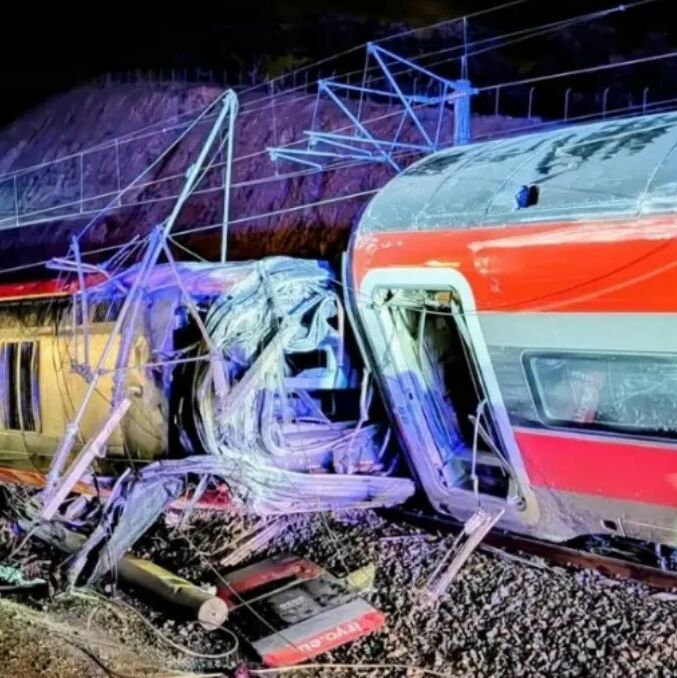 Reportan choque de trenes al sur de España; confirman 10 muertos| Foto: Tribuna