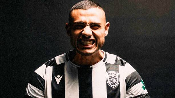 Giorgos Giakoumakis con su nuevo equipo (PAOK)