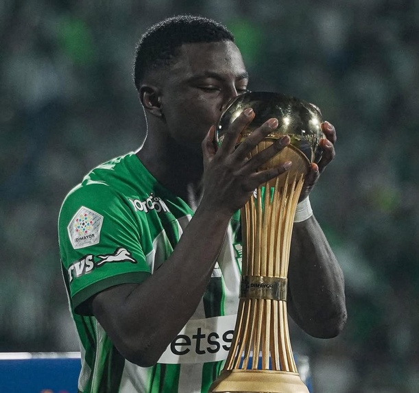 Marino Hinestroza, jugador de Atlético Nacional (@maarii_angulo)