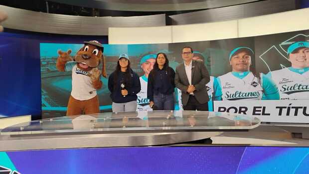 Jugadoras estuvieron en el Telediario. (Foto: Martha Cedillo)