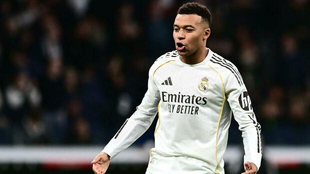 Kylian Mbappé celebró como Cristiano Ronaldo (Reuters)