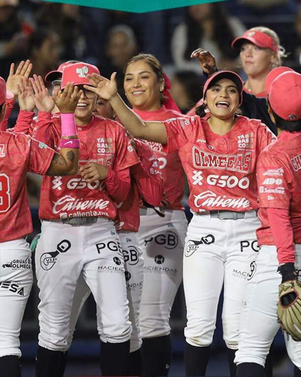 Las Olmecas triunfaron en su primer juego