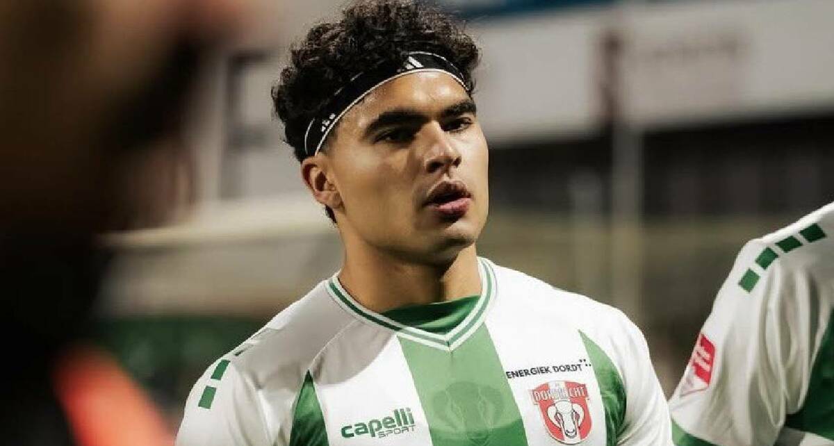 Stephano Carrillo marcó su primer gol en Europa / IG: Dordrecht