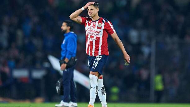 Chicharito se llevó los memes tras su falla / Mexsport