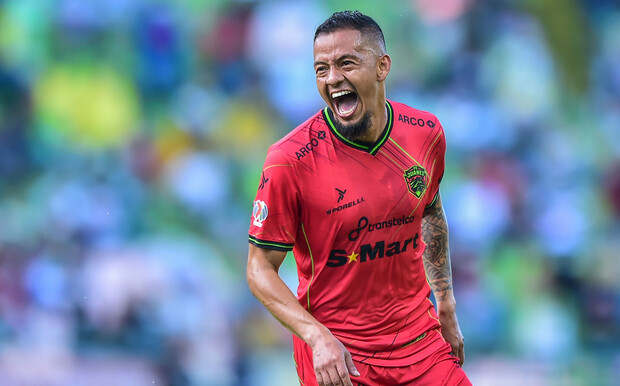 Intriago festeja el gol que le anotó a León. (FOTO: Mexsport)