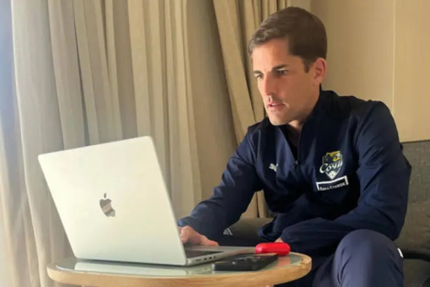 Robert Moreno asegura que sólo usaba la IA como traductor. (Foto: @robertmoreno)