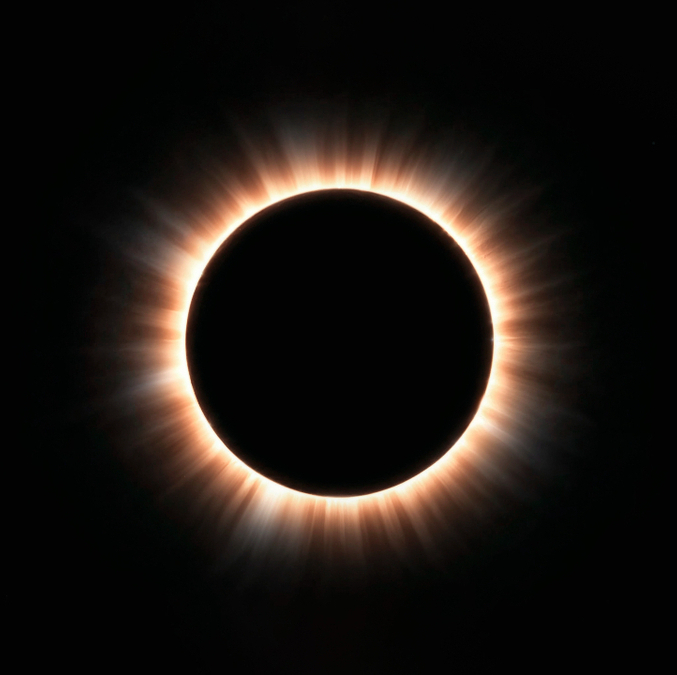Conoce la fecha en que será el primer eclipse solar del 2026 y cómo poder verlo desde México. Foto: Freepik
