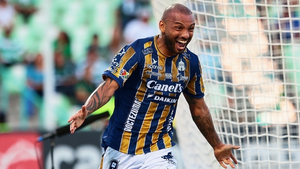 João Pedro es el actual líder de goleo del AP2025 de la Liga MX (Mexsport)