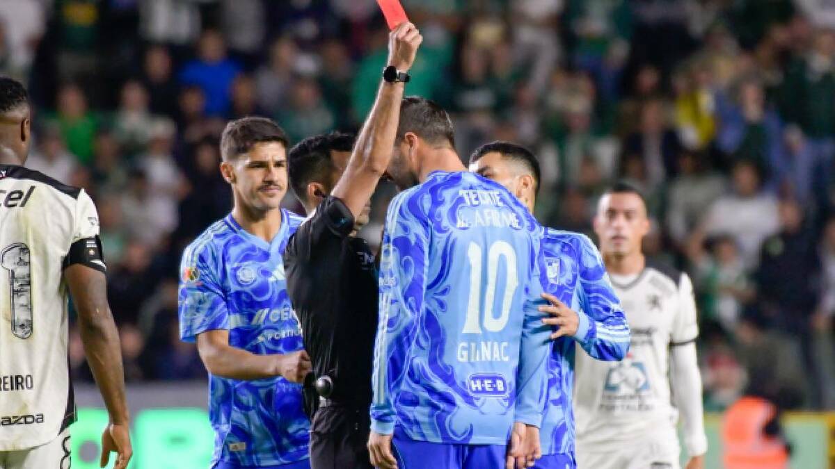 Gignac fue expulsado por primera vez / Mexsport