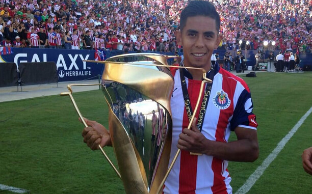 Néstor Calderón jugó en Chivas y ahora está con el Salamanca español. (@Calde11Avion)