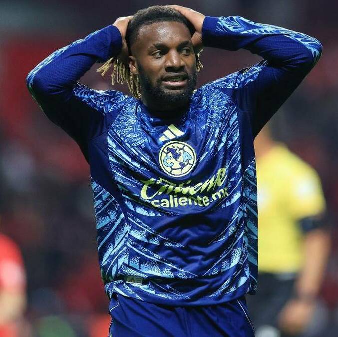 Allan Saint-Maximin buscaría salir del América / Mexsport