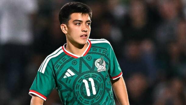 Andrés Guardadp pide reducir presión en Gil Mora / Mexsport