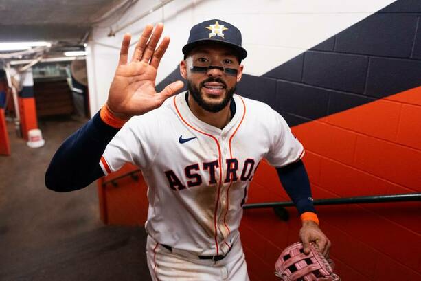 Carlos Correa, con los Astros de la MLB / X: Talking MLB