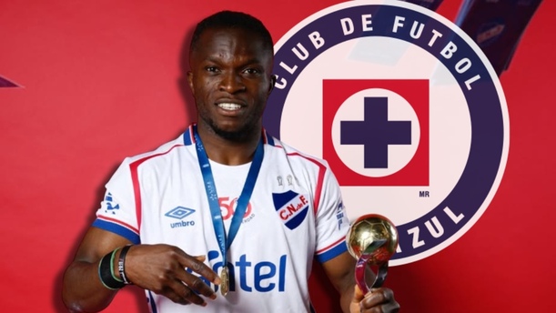 Christian Ebere suena para llegar a Cruz Azul (Instagram @c_ebere11)