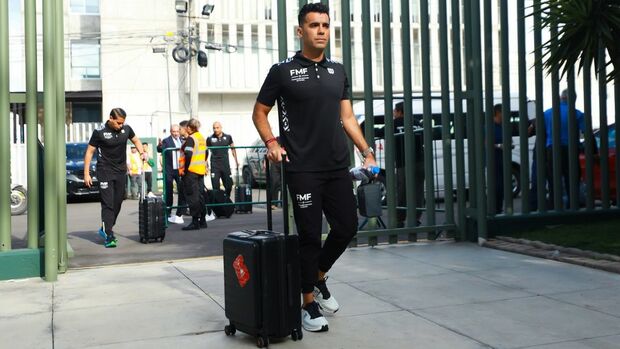 Adonai Escobedo previo al León vs. Chivas (Imago7)