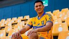 Araújo ya entrenó con su nuevo equipo, pero luego viajó a Guatemala. (Foto: Tigres)