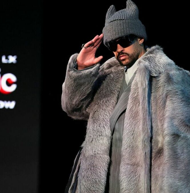 Bad Bunny en la conferencia de prensa previa al Super Bowl (Reuters)