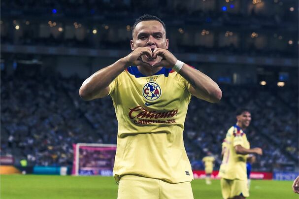 Jonathan Rodríguez anotó el último gol de las Águilas para conseguir su estrella número catorce. Foto: @ClubAmerica