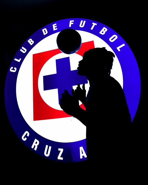Christian Ebere es el nuevo delantero de Cruz Azul