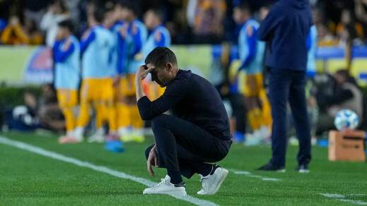 Francisco Rodríguez lamentó la nueva goleada que sufrió Santos (Imago7)